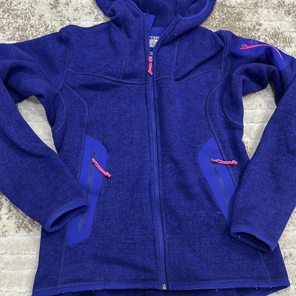 Arc’teryx sweater
